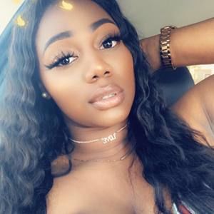 Meet your Posher, Brianna